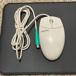 Vintage Compaq‎ 334684 Button Scroll Mouse